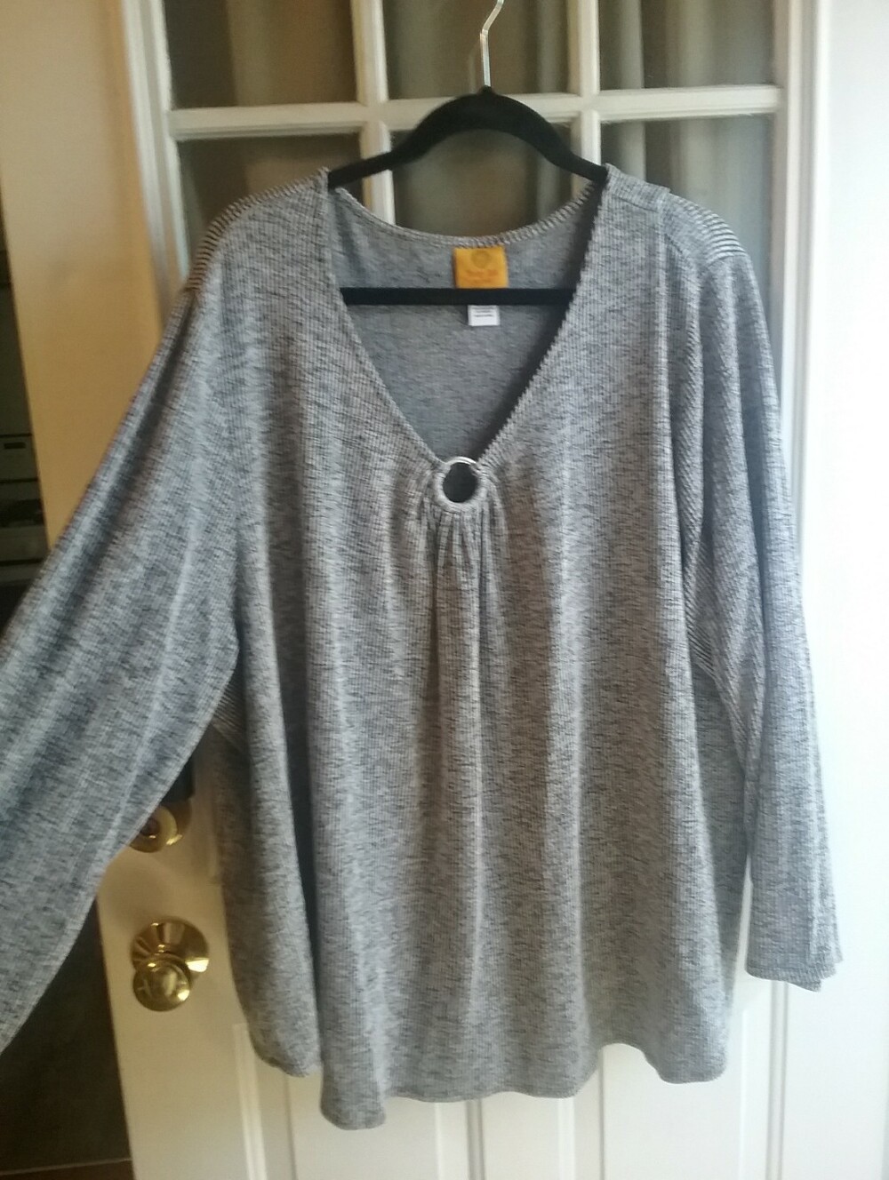 Ruby Rd. Women’s Gray V-Neck Long Sleeve Top with Ring Detail